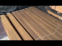 Placage en chêne fumé, coupe sur quartier